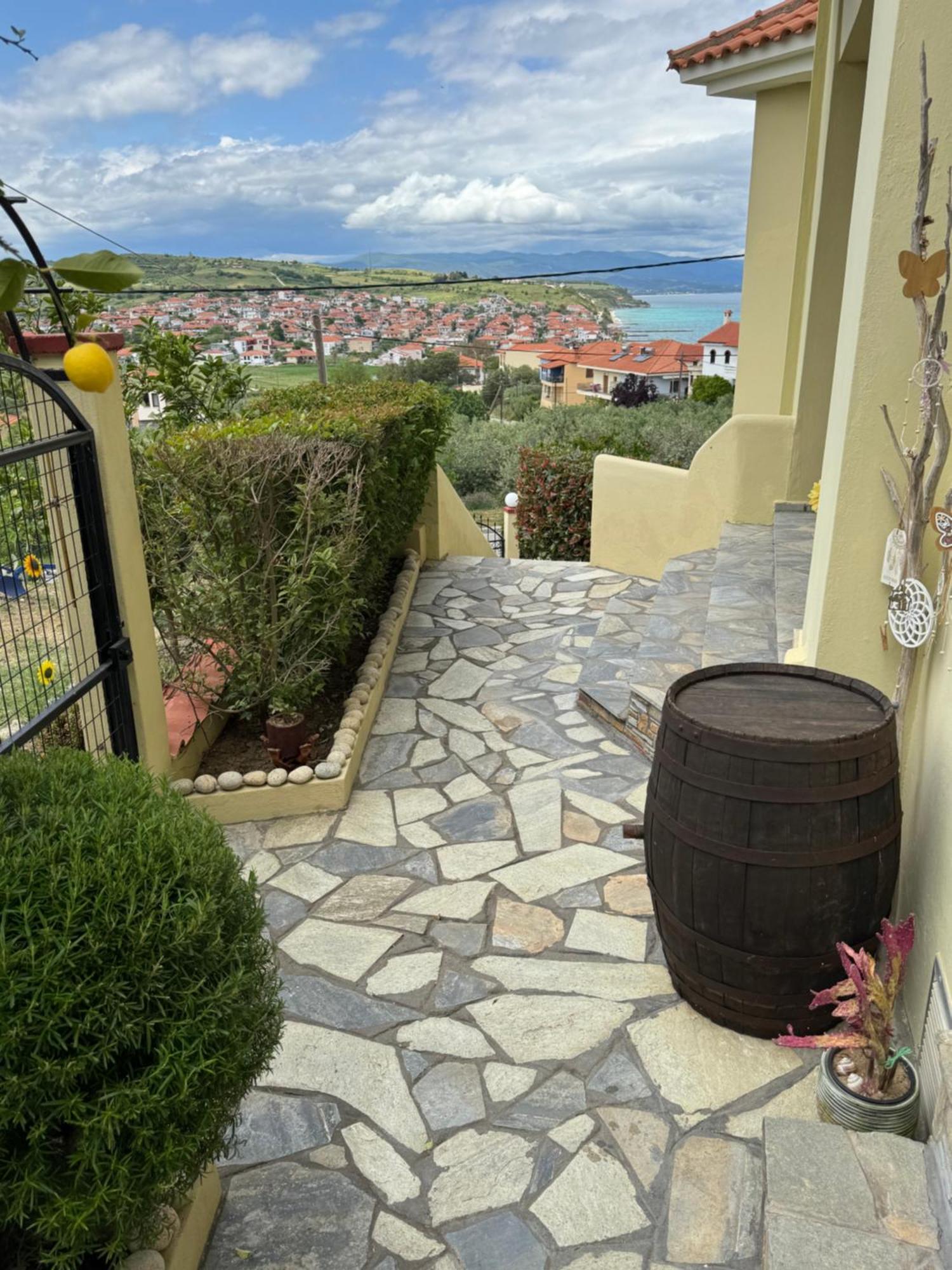 Despoina Meletiadou Nea Roda Esterno foto